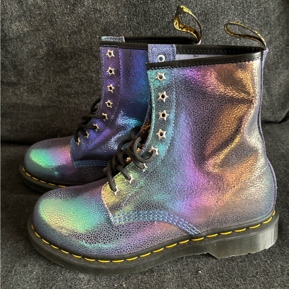 Limited Edition Dr Martens - Iridescent sparkly purple. Size 9 Rainbow Ray.